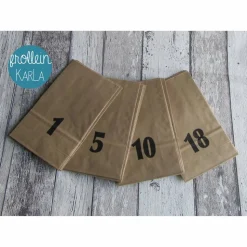 24 bestempelte Papiertüten, Adventskalender aus der Manufaktur Karla