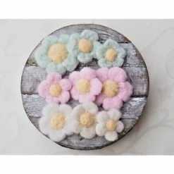 * DEKOBLUMEN * PASTELLFARBEN * 9 STÜCK * 100 % WOLLE * HANDGEARBEITET * NADELFILZ * ZUR DEKORATION *