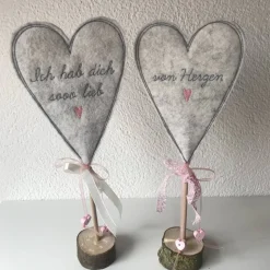 2 er Set Herzen auf Standfuß  in der Farbe ROSA - Tisch/Fenster Dekoration aus 100 % Wollfilz - für liebe Menschen