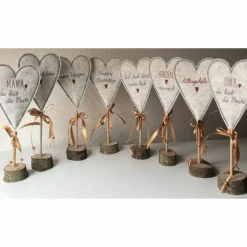 2 er Set Herzen auf Standfuß  in der Farbe COGNAC - Tisch/Fenster Dekoration aus 100 % Wollfilz - für liebe Menschen