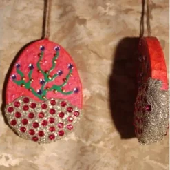 2 er-Set Ostereier BÄUMCHEN Collage Acrylmalerei auf einem flachen Pappmachè-Ei Künstler-Ei Osterei