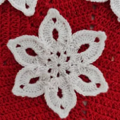 6 gehäkelte Sterne/Schneeflocken