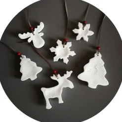 6 große Anhänger Weihnachten Winter | weiß grau rot | 5 - 8 cm | Elch Schneeflocke Tanne