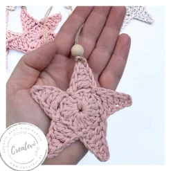 10 Häkelsterne Rosa Natur 8 cm – Scandi Weihnachtsdeko Baumwolle Anhänger Set handgemacht