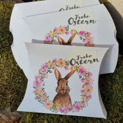 3 Kissenschachteln  Ostergeschenk verpacken Hase Blumenkranz