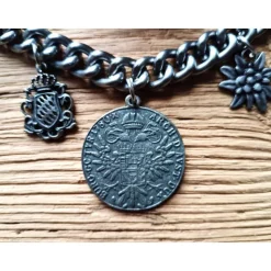 1 Lederhosen - Charivari, zweireihig, 9 Anhänger, ca. 33 cm, Trachtenschmuck, Herrenschmuck, Trachtenaccessoires