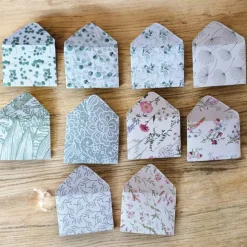 30 Mini Umschläge Floral mit Briefpapier – Kleine Briefumschläge für Geldgeschenk, Gastgeschenk & Mitbringsel