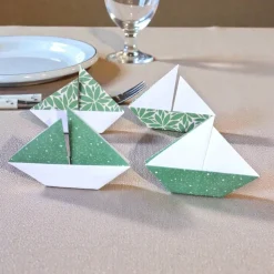 20 Origami Segelboote – Maritime Tischdeko grün floral für Taufe, Hochzeit & Feier