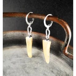 1 Paar Ohrringe, Edelstahl und Horn, Auswahl