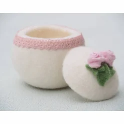 * SCHMUCKDÖSCHEN *RINGDOSE HOCHZEIT * AUFBEWAHRUNG * HANDGEARBEITET * FILZDÖSCHEN * ROMANTIK *  100 % WOLLE * CA 8 CM