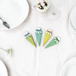 20 Schultüten gestanzt – Tonkarton & Moosgummi, Streudeko & Bastelzubehör für Einschulung & Karten