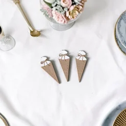 20 Schultüten gestanzt aus Tonkarton & Kraftpapier – Minischultüten für Einschulung, Kartengestaltung & Deko