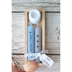 2 Stabkerzen mit Halter im Set in einer Eichen-Holzbox ~ Kerzen "Bester Papa" ~ Deko Kerze Vatertag
