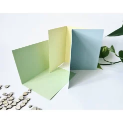 30 Stück Kartenset Klappkarten aus Kraftpapier in blau, grün und gelb