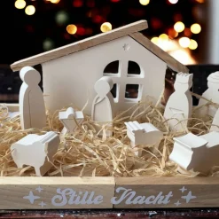 13 teilige Krippe aus Raysin mit Beleuchtung zur Weihnachtszeit personalisiert