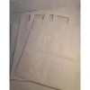 4 Tüten aus Papier in weiß mit Henkeln