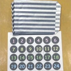 24 Tüten und Sticker Adventskalender grau weiß pastell bunt, SET Papiertüten Aufkleber
