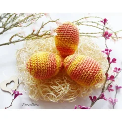 3 umhäkelte Ostereier zur Tischdeko - Gastgeschenk,Ostern,Muttertag,Dekoeier,festlich,modern,gelb,pfirsich