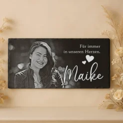 30 x 15 cm Schiefertafel personalisiert mit Gravur, Foto & Wunschtext als wetterfester Gedenkstein