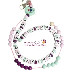 ABC-Rechenkette mit Motivherz "Ich bin ein Schulkind" in Rosa, Purpurlila und Mint