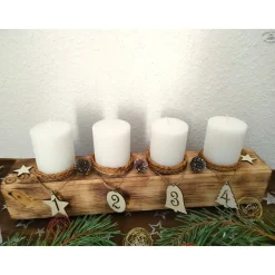 Adventsbalken aus Holz mit weißen Kerzen / Adventsgesteck / Adventsdeko