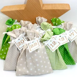 Adventskalender / Säckchen zum Befüllen / Stoffsäckchen mit Zahlen creme beige grün