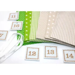 Adventskalender / Säckchen zum Befüllen / Stoffsäckchen mit Zahlen creme beige grün