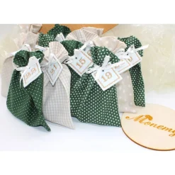 Adventskalender / Säckchen zum Befüllen / Stoffsäckchen mit Zahlen dunkelgrün beige