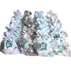 Adventskalender Komplettset XL Eisbärchen – Stoff Säckchen zum Befüllen & Wandhänger