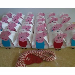 Adventskalender Peppa Pig Schwein Wutz Schweinchen Weihnachtskalender Kinder Zierschachteln Schachteln zum Befüllen