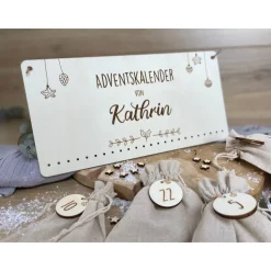 Adventskalender personalisiert mit Namen / Weihnachtskalender Advent aus Holz zum befüllen