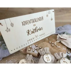 Adventskalender personalisiert mit Namen / Weihnachtskalender Advent aus Holz zum befüllen