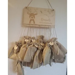 Adventskalender personalisiert mit Name groß,Rehntier, Weihnachten, Adventskalender aus Holz/Laser, Advent,Jutesäckchen,