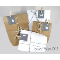 Adventskalender Tüten Klammern, 50m Textilgarn, Auswahl: 24 oder 25 Zahlen, Kreidetafel Anhänger, DIY-Set