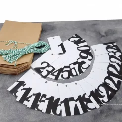 Adventskalender Tüten und Zahlenanhänger zum Befüllen – DIY Kalender Set mit Kordeln
