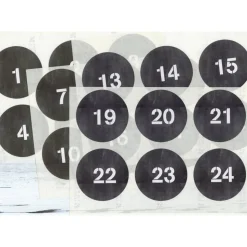 Adventskalender Zahlen Sticker, 6cm rund Kreidetafel dunkelgrau, WEISS Zahlen 1-24, by BuntMixxDESIGN