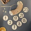 Adventskalender Zahlenanhänger aus Holz im Stencil-Stil – Set 1 bis 24