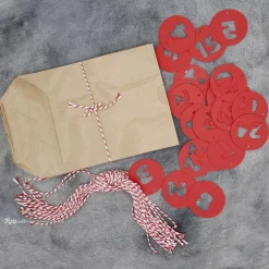 Adventskalender zum Befüllen – 24 Kraftpapierbeutel mit roten Zahlenanhängern & Kordeln