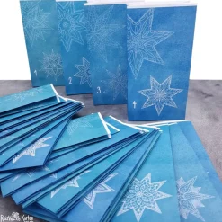 Adventskalender-Tüten mit Stern-Design blau-türkis zum Befüllen – 24 handgefertigte Papiertüten mit Mandalas