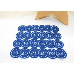 Adventskalenderzahlen Anhänger Zahlen blau Filz rund bestickt / Zahlen Anhänger Adventskalender