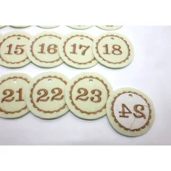 Adventskalenderzahlen creme Filz rund bestickt / Anhänger Zahlen / Zahlen aus Filz / Filzzahlen / Zahlen Adventskalender
