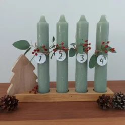 Adventskranz aus Holz, Teelichthalter 4+