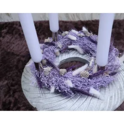 Adventskranz Holz mit Trockenblumen lila silberfarbig modern