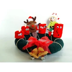 Adventskranz Rentier Elf – Nachhaltige Weihnachtsdeko mit LED Kerzen & Glocken gehäkelt Amigurumi