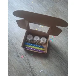 Alle Guten Dinge sind Drei/ 3 Minigugelhupfe/ 3 Geburtstagskerzen / kleiner Geschenkkarton