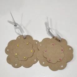 Anhänger | Geschenkanhänger | hellbraune Pappe | Karton | Diamond Painting Steinchen | Geschenk | Geschenkidee | Blume