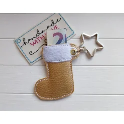 Anhänger Nikolausstiefel rot gold mit Stern veganes Kunstleder, Geldgeschenk Taschenbaumler Schlüsselanhänger USB