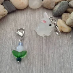 Anhängerset 'Kaninchen und Blume'