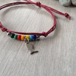 Armband mit bunte Rocailles, Kreuz und Fisch