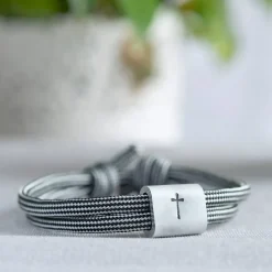 Armband personalisiert mit Gravur handgestempelt zur Taufe, Kommunion, Geburtstag, Schulanfang, Konfirmation, ichthys, Kreuz